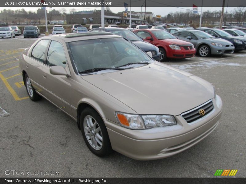 Cashmere Beige Metallic / Oak 2001 Toyota Camry XLE V6