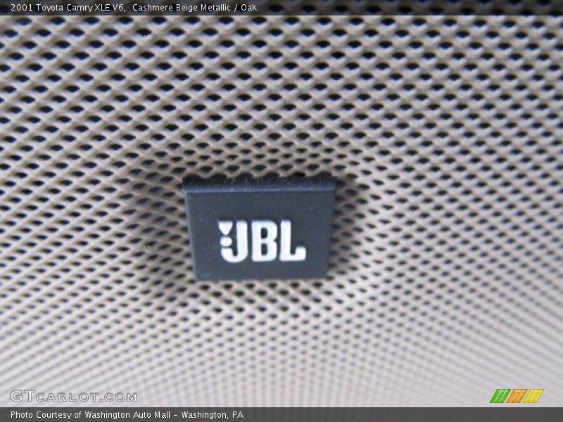 Cashmere Beige Metallic / Oak 2001 Toyota Camry XLE V6