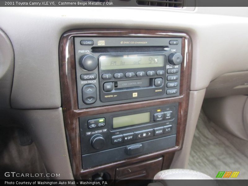 Cashmere Beige Metallic / Oak 2001 Toyota Camry XLE V6