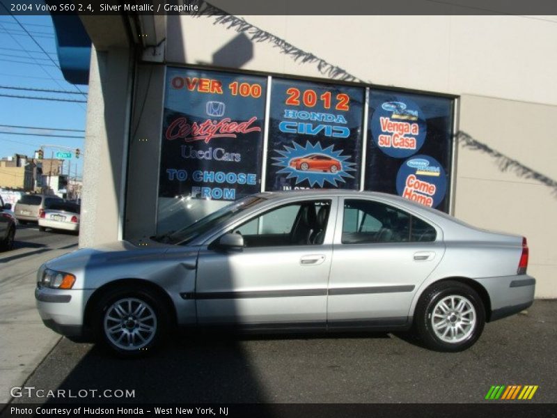 Silver Metallic / Graphite 2004 Volvo S60 2.4