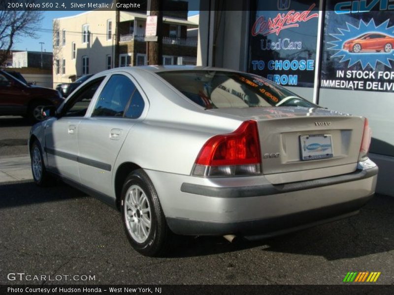 Silver Metallic / Graphite 2004 Volvo S60 2.4