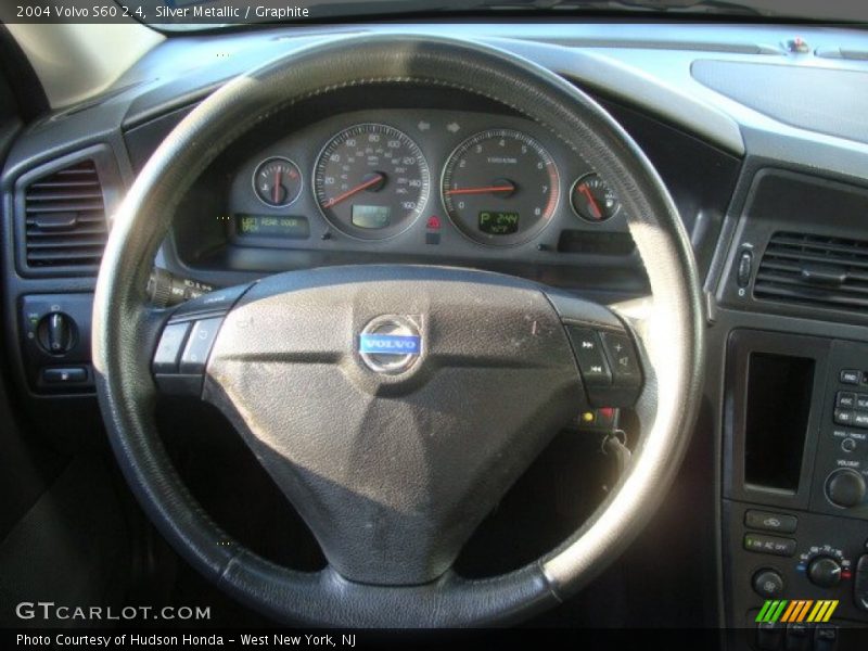 Silver Metallic / Graphite 2004 Volvo S60 2.4