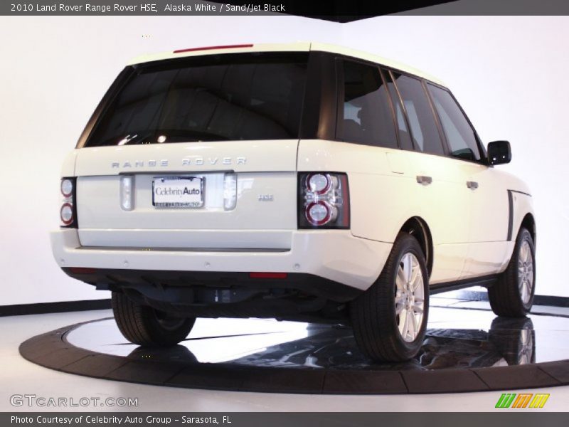 Alaska White / Sand/Jet Black 2010 Land Rover Range Rover HSE