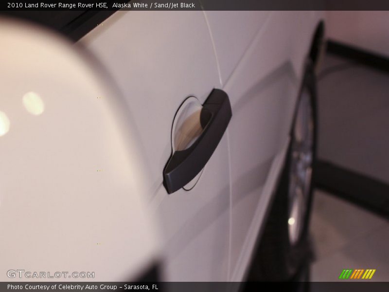 Alaska White / Sand/Jet Black 2010 Land Rover Range Rover HSE