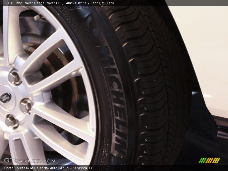 Alaska White / Sand/Jet Black 2010 Land Rover Range Rover HSE
