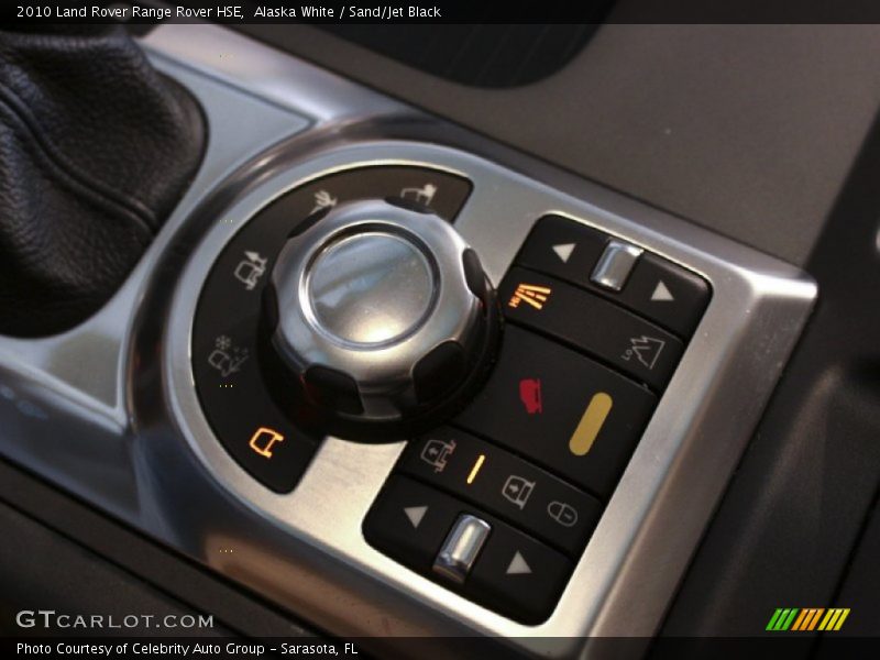 Alaska White / Sand/Jet Black 2010 Land Rover Range Rover HSE
