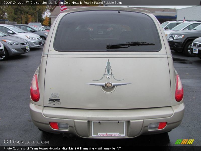Linen Gold Metallic Pearl / Pastel Pebble Beige 2006 Chrysler PT Cruiser Limited