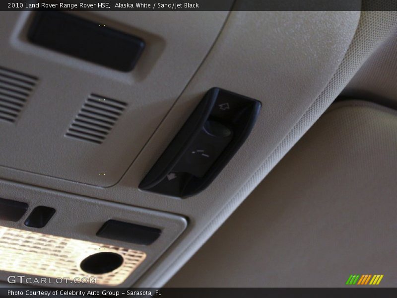 Alaska White / Sand/Jet Black 2010 Land Rover Range Rover HSE