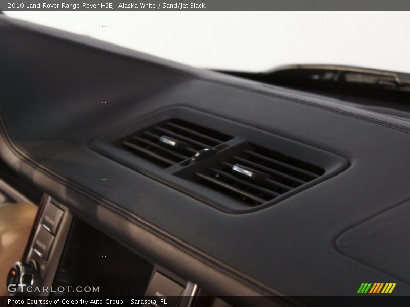 Alaska White / Sand/Jet Black 2010 Land Rover Range Rover HSE