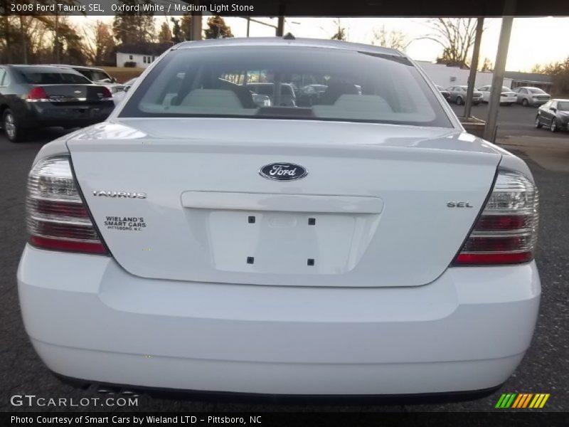 Oxford White / Medium Light Stone 2008 Ford Taurus SEL