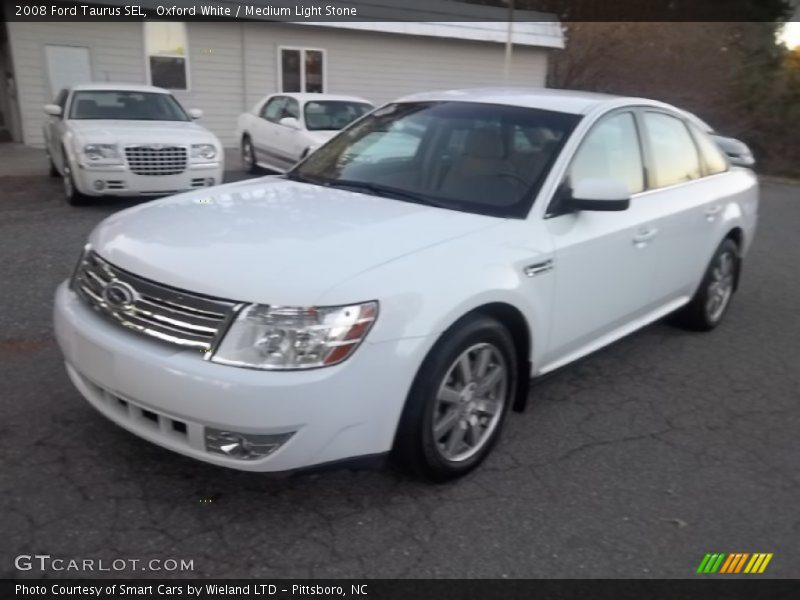 Oxford White / Medium Light Stone 2008 Ford Taurus SEL
