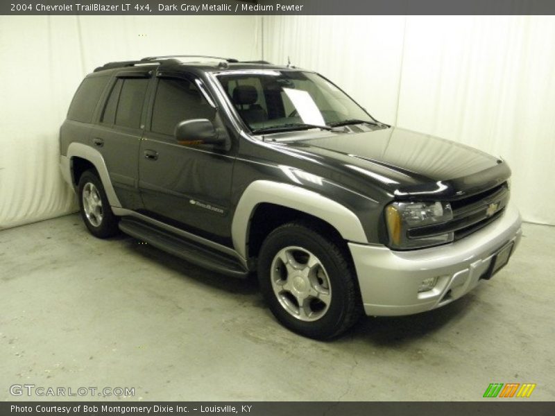 Dark Gray Metallic / Medium Pewter 2004 Chevrolet TrailBlazer LT 4x4