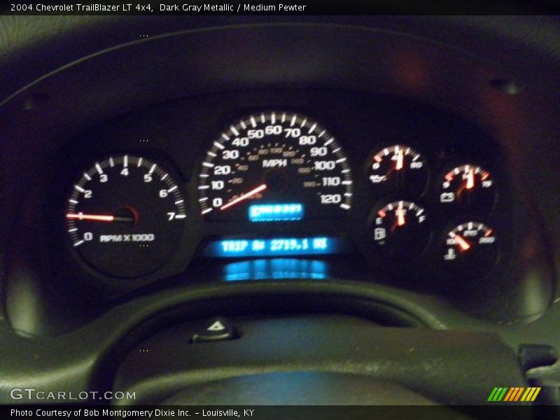 Dark Gray Metallic / Medium Pewter 2004 Chevrolet TrailBlazer LT 4x4