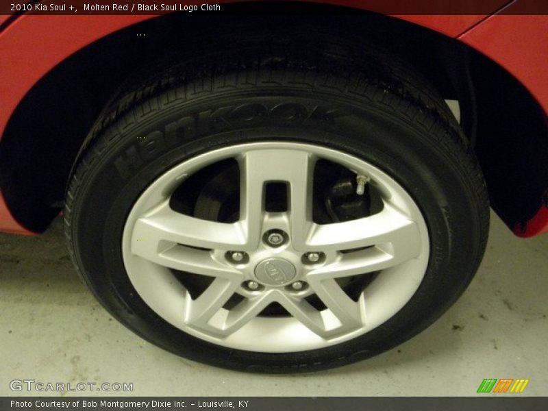 Molten Red / Black Soul Logo Cloth 2010 Kia Soul +