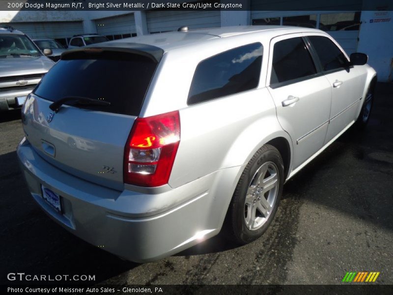 Bright Silver Metallic / Dark Slate Gray/Light Graystone 2006 Dodge Magnum R/T