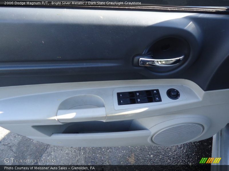 Bright Silver Metallic / Dark Slate Gray/Light Graystone 2006 Dodge Magnum R/T