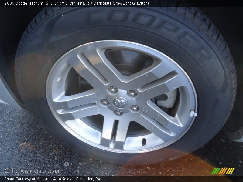  2006 Magnum R/T Wheel