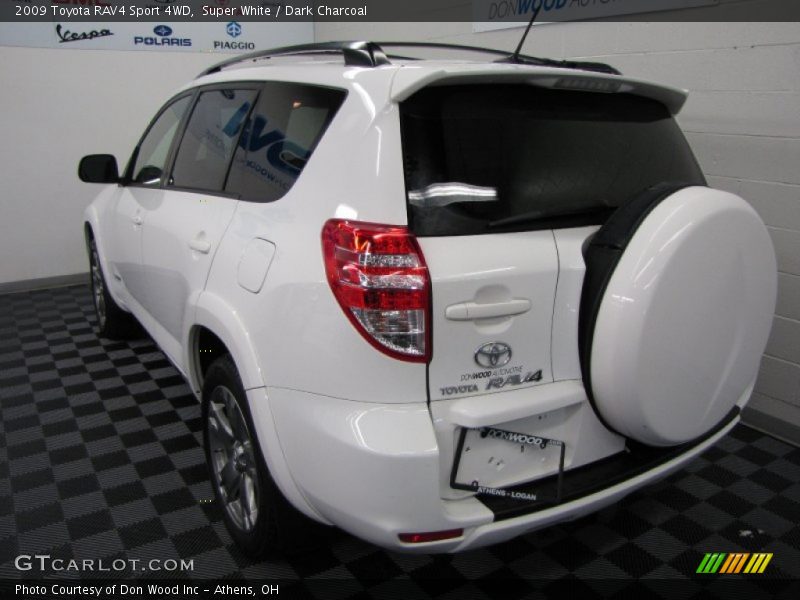 Super White / Dark Charcoal 2009 Toyota RAV4 Sport 4WD