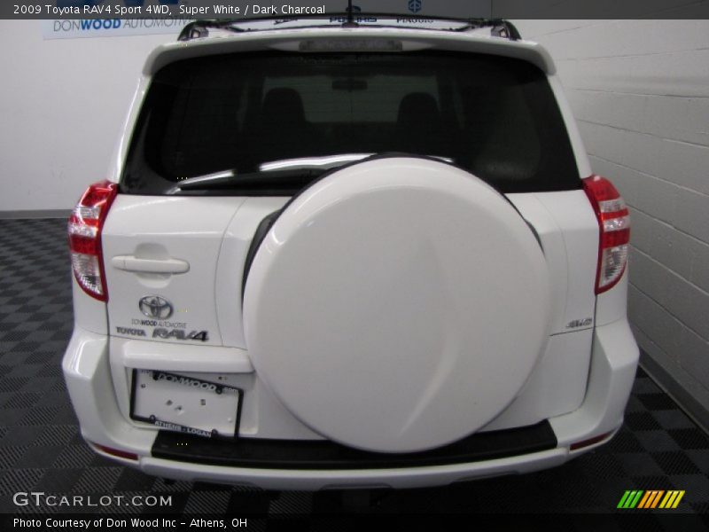 Super White / Dark Charcoal 2009 Toyota RAV4 Sport 4WD
