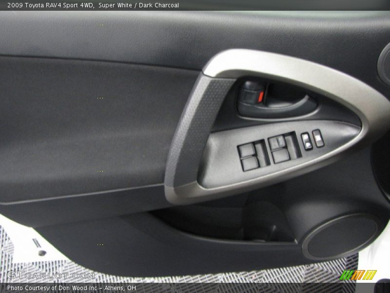 Super White / Dark Charcoal 2009 Toyota RAV4 Sport 4WD