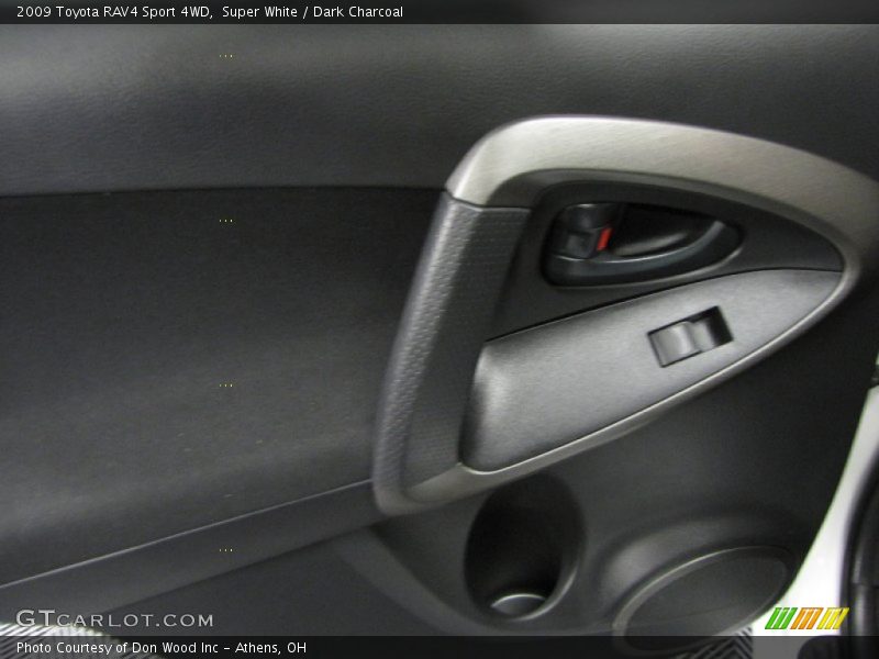 Super White / Dark Charcoal 2009 Toyota RAV4 Sport 4WD