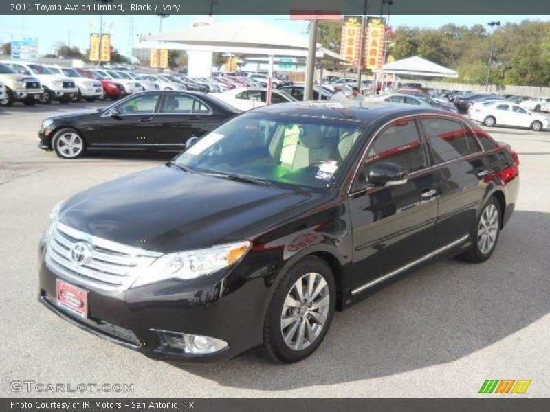 Black / Ivory 2011 Toyota Avalon Limited