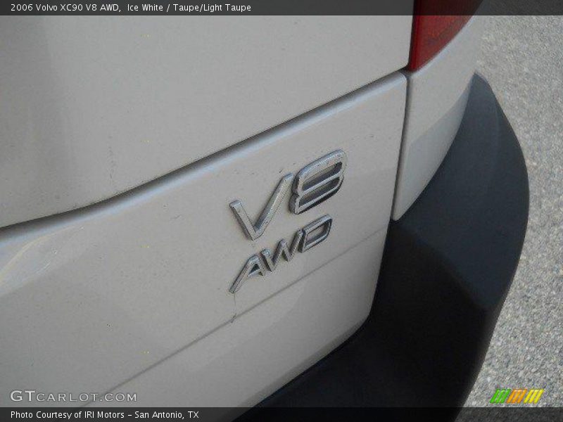 Ice White / Taupe/Light Taupe 2006 Volvo XC90 V8 AWD