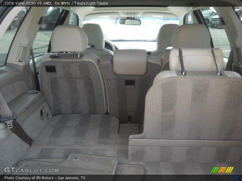 Ice White / Taupe/Light Taupe 2006 Volvo XC90 V8 AWD