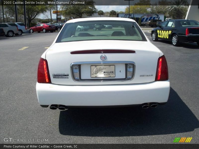 White Diamond / Oatmeal 2003 Cadillac DeVille Sedan