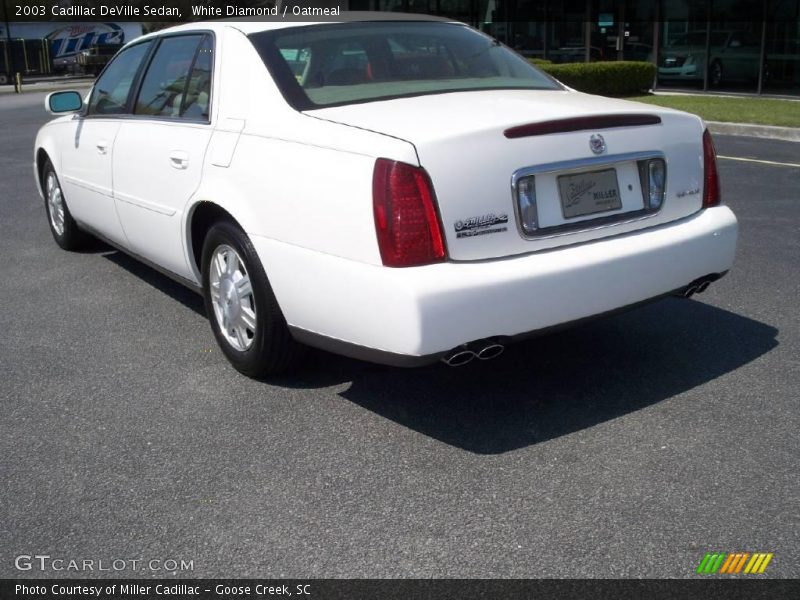 White Diamond / Oatmeal 2003 Cadillac DeVille Sedan