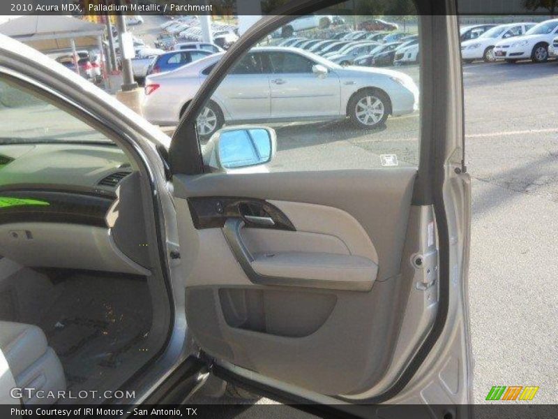 Palladium Metallic / Parchment 2010 Acura MDX