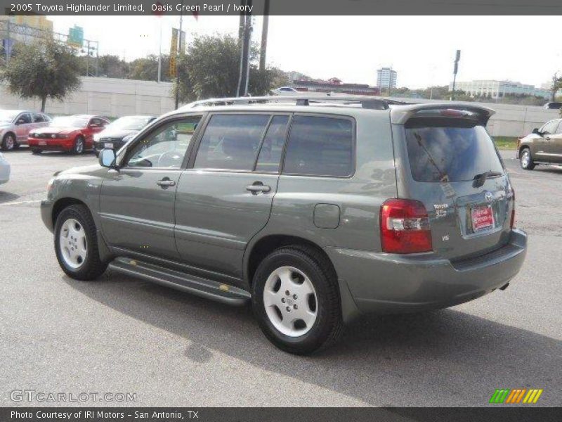 Oasis Green Pearl / Ivory 2005 Toyota Highlander Limited