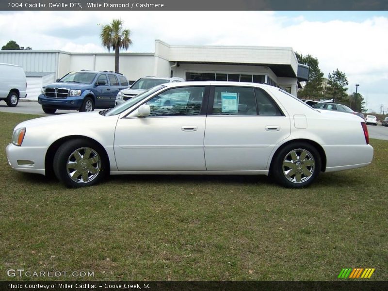 White Diamond / Cashmere 2004 Cadillac DeVille DTS