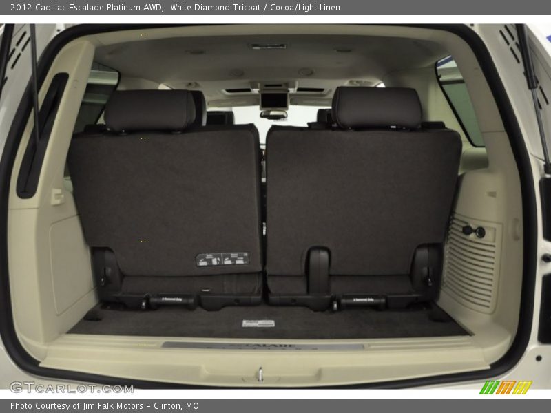  2012 Escalade Platinum AWD Trunk