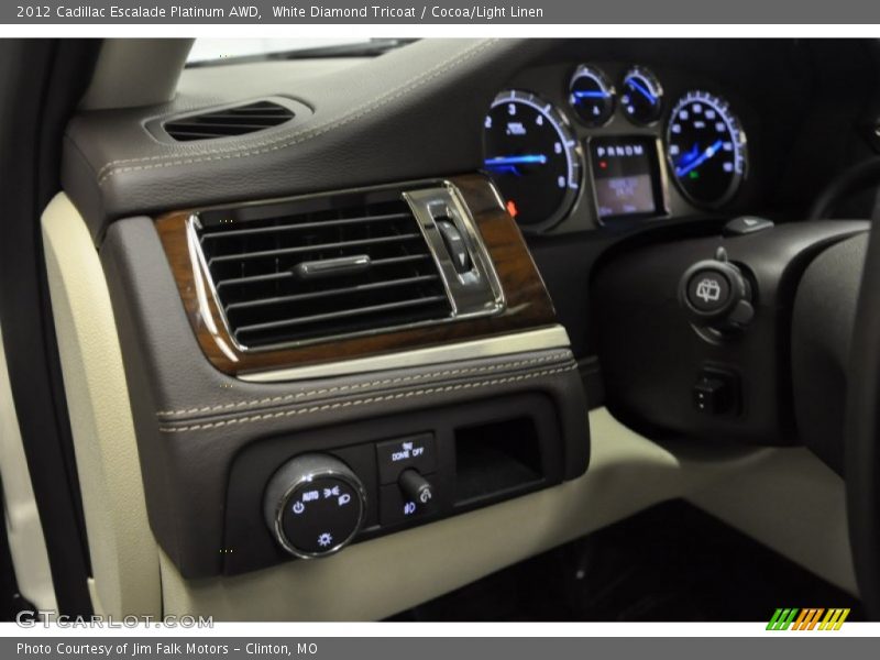 White Diamond Tricoat / Cocoa/Light Linen 2012 Cadillac Escalade Platinum AWD