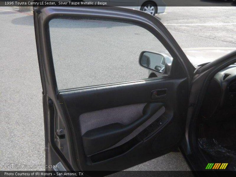 Silver Taupe Metallic / Beige 1996 Toyota Camry LE Sedan