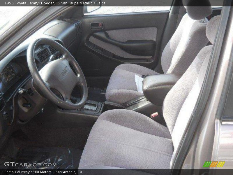 Silver Taupe Metallic / Beige 1996 Toyota Camry LE Sedan