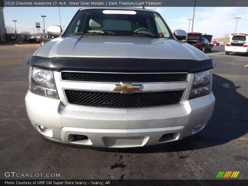 Sheer Silver Metallic / Dark Titanium/Light Titanium 2010 Chevrolet Avalanche LT 4x4
