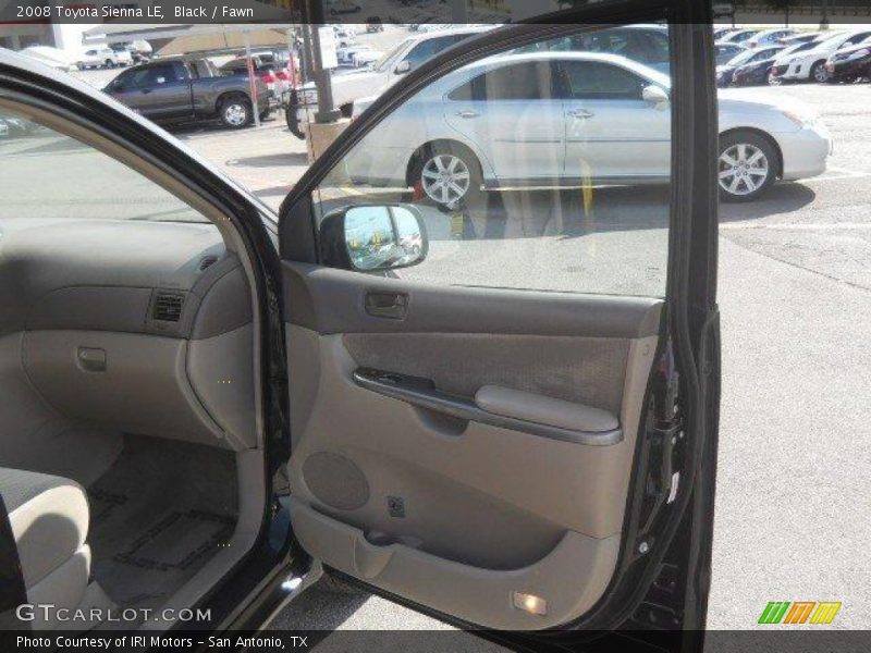 Black / Fawn 2008 Toyota Sienna LE