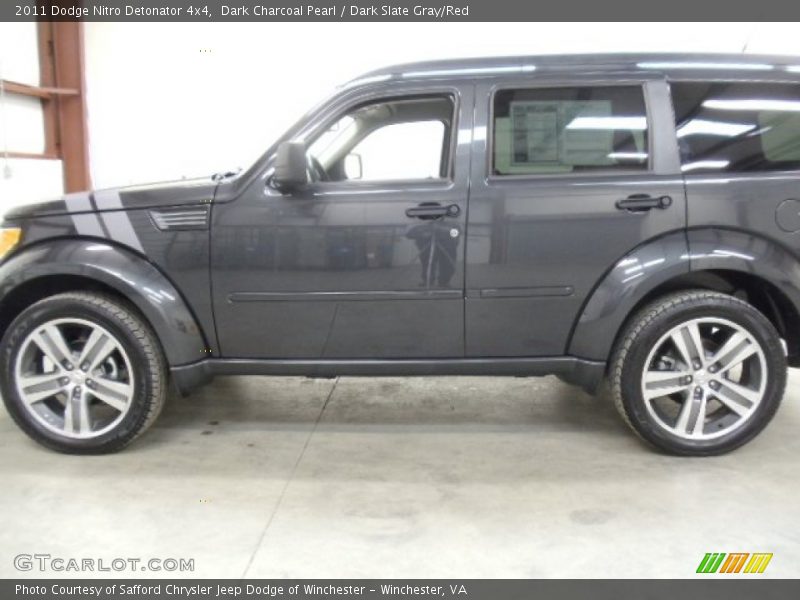 Dark Charcoal Pearl / Dark Slate Gray/Red 2011 Dodge Nitro Detonator 4x4