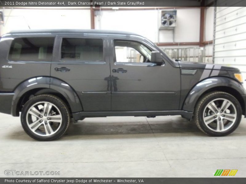 Dark Charcoal Pearl / Dark Slate Gray/Red 2011 Dodge Nitro Detonator 4x4