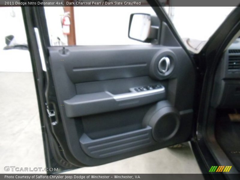 Dark Charcoal Pearl / Dark Slate Gray/Red 2011 Dodge Nitro Detonator 4x4