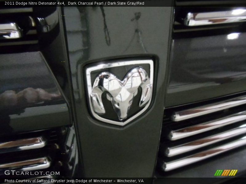 Dark Charcoal Pearl / Dark Slate Gray/Red 2011 Dodge Nitro Detonator 4x4
