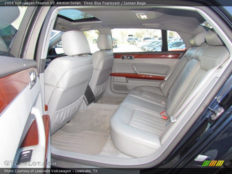  2004 Phaeton V8 4Motion Sedan Sonnen Beige Interior