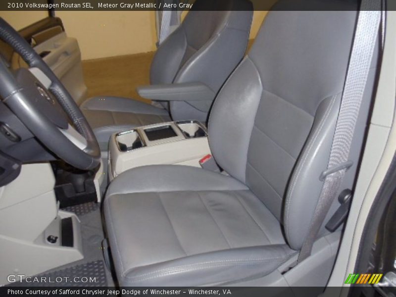 Meteor Gray Metallic / Aero Gray 2010 Volkswagen Routan SEL