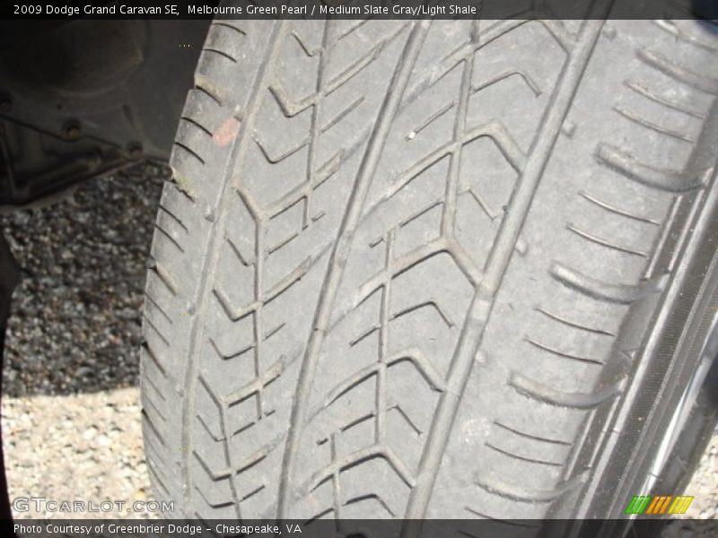 Melbourne Green Pearl / Medium Slate Gray/Light Shale 2009 Dodge Grand Caravan SE