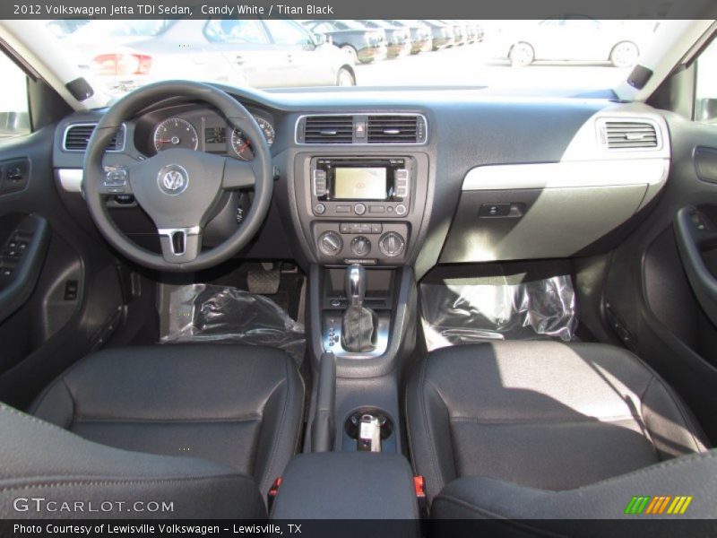 Candy White / Titan Black 2012 Volkswagen Jetta TDI Sedan