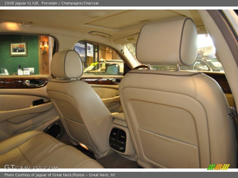Porcelain / Champagne/Charcoal 2008 Jaguar XJ XJ8