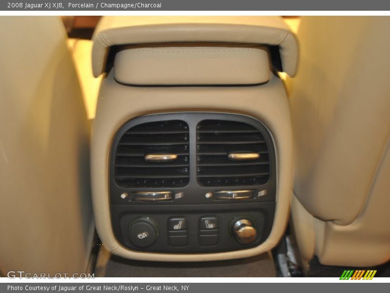 Porcelain / Champagne/Charcoal 2008 Jaguar XJ XJ8