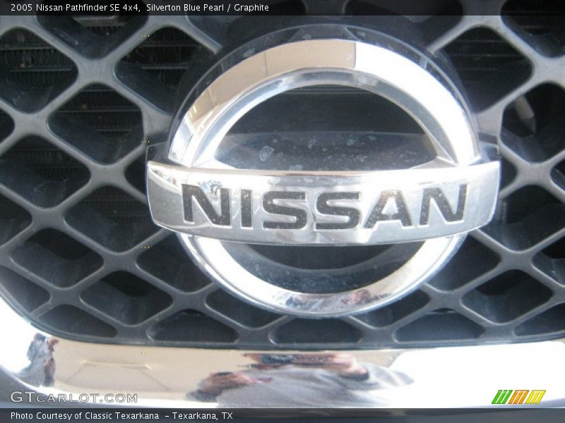 Silverton Blue Pearl / Graphite 2005 Nissan Pathfinder SE 4x4